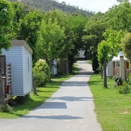 Mobil-home 35m² Avec Terrasse Pour 8 Personnes, Acces Handicape - Api-1-52-384 * Bormes-les-Mimosas