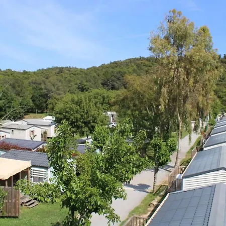 Kemp Mobil-home 35m² Avec Terrasse Pour 8 Personnes, Acces Handicape - Api-1-52-384